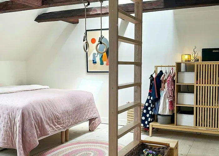 Apartman Two-storey In Lively District *